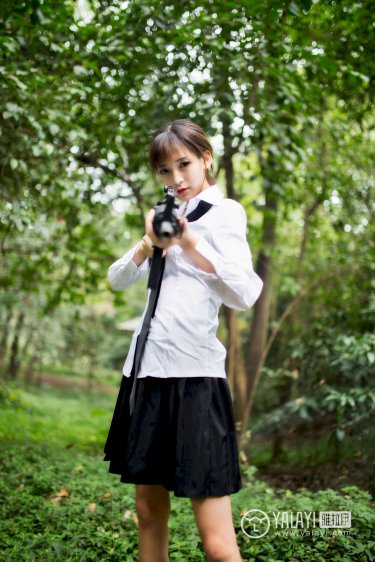 男的把j伸进女人p图片动态