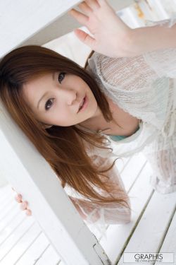 边吃奶一边做爰添奶头